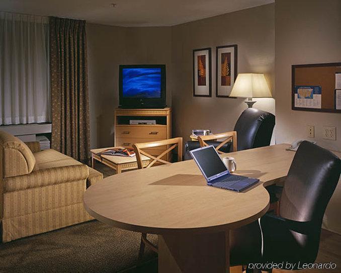 แคนเดิ้ลวูด สวีท อินเดียนาโปลิส อีสต์ Hotel อินเดียนาโพลิส ห้อง รูปภาพ