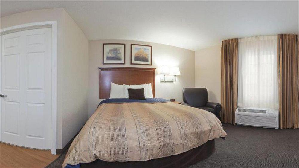 แคนเดิ้ลวูด สวีท อินเดียนาโปลิส อีสต์ Hotel อินเดียนาโพลิส ภายนอก รูปภาพ